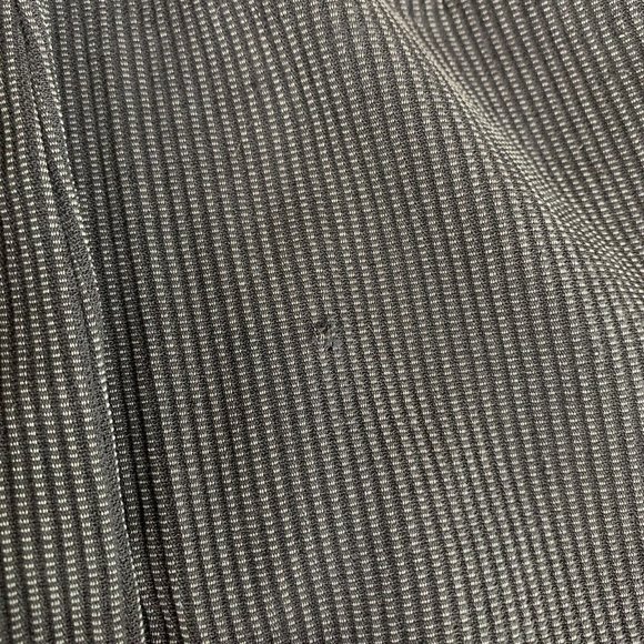 Giorgio Armani Borgo21 Pants Women 42 Black Pinstripe Pleat Front Hip Button/Zip - Picture 4 of 11